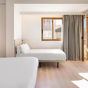 Triple Room Balcony
